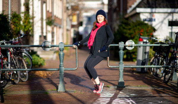 Barre 2 Barre Bookshelf Series: Mylène Mackay